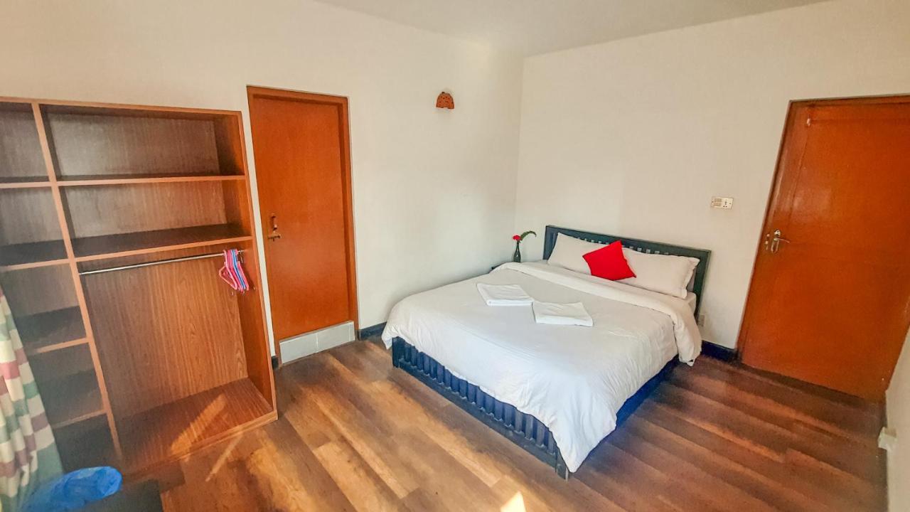 Cocina Mitho Chha Bnb Kathmandu Buitenkant foto