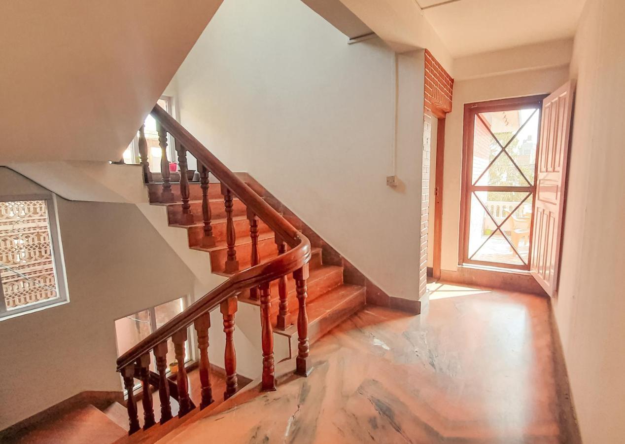 Cocina Mitho Chha Bnb Kathmandu Buitenkant foto