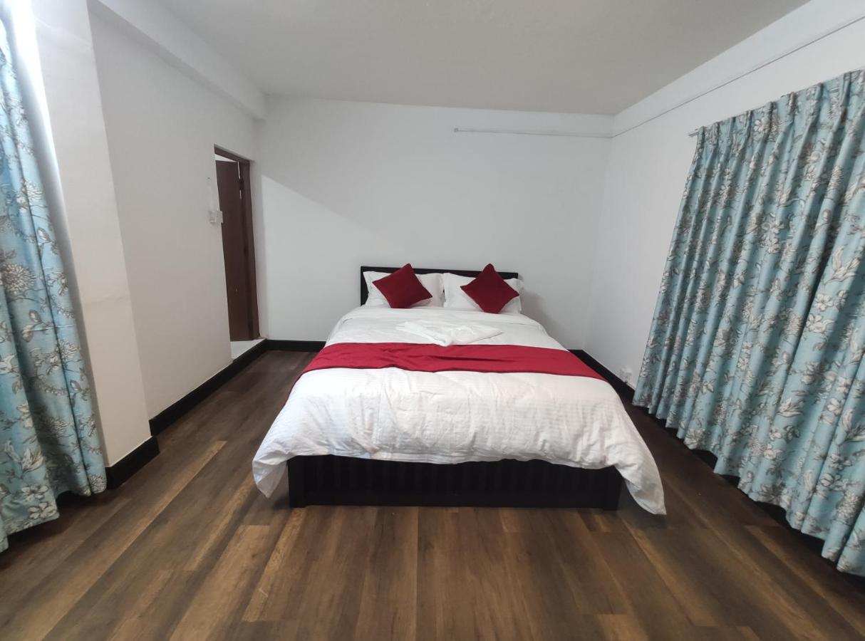 Cocina Mitho Chha Bnb Kathmandu Buitenkant foto