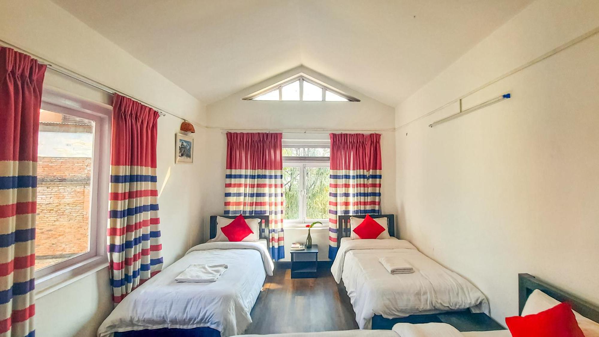 Cocina Mitho Chha Bnb Kathmandu Buitenkant foto