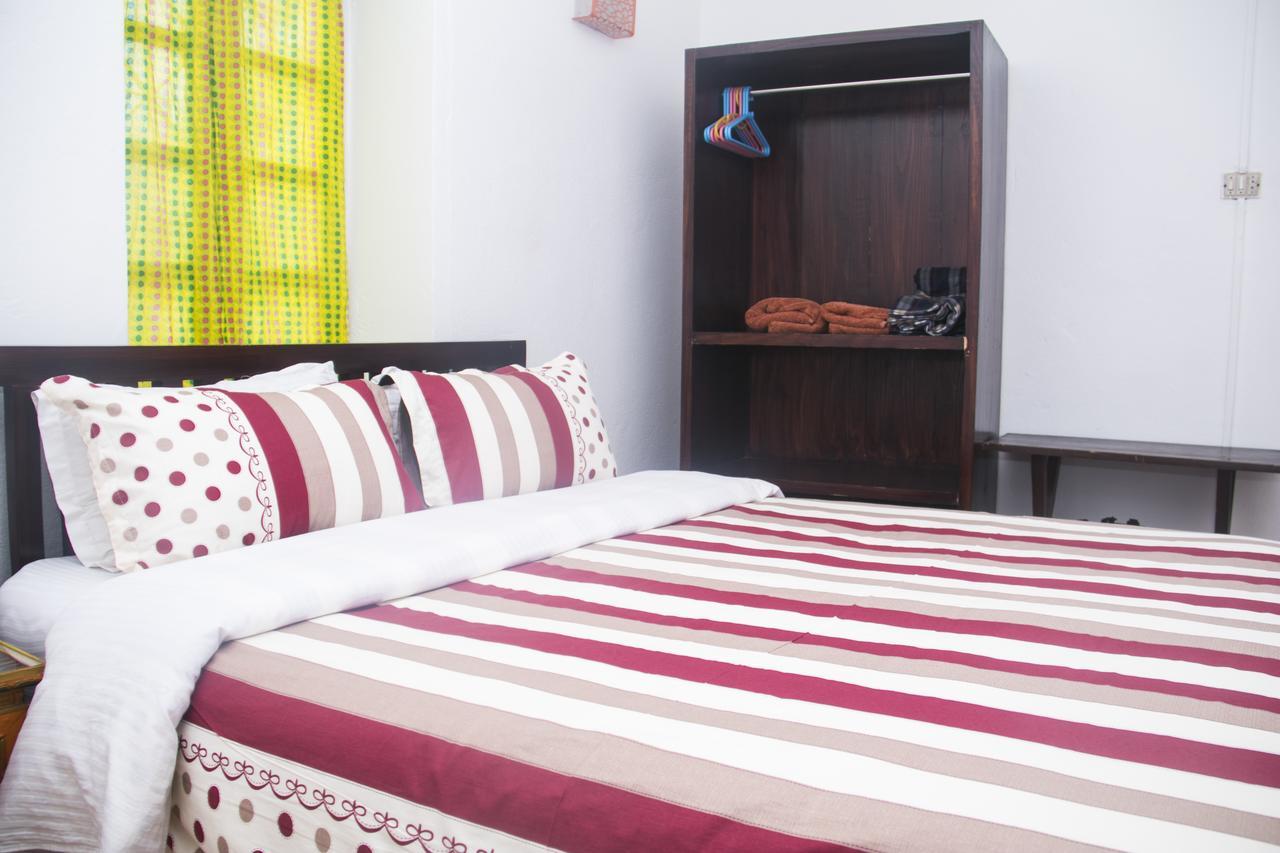 Cocina Mitho Chha Bnb Kathmandu Buitenkant foto