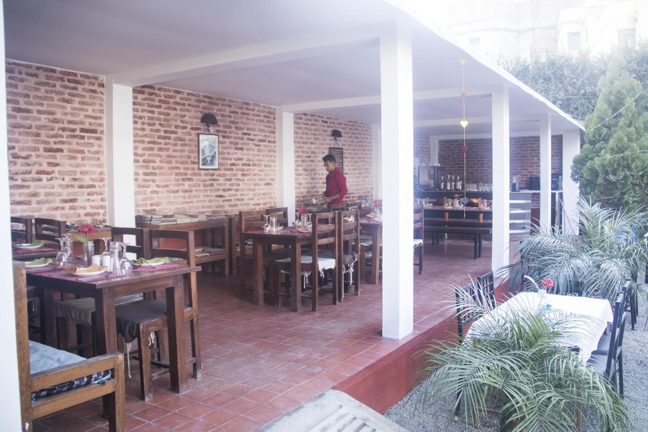 Cocina Mitho Chha Bnb Kathmandu Buitenkant foto
